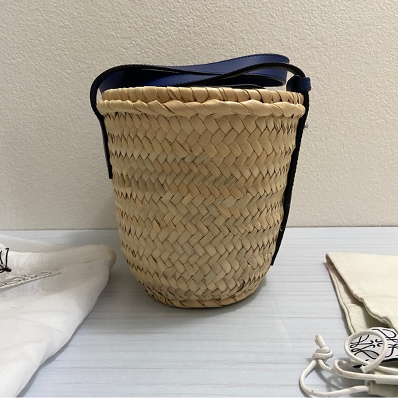 Limited Edition * Authentic Small Loewe Basket Bag - Picture 6 of 16